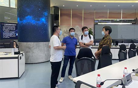 黄海娇书记、潘桂英校长等一行人 走访富联芯河源东江新区智慧养老项目